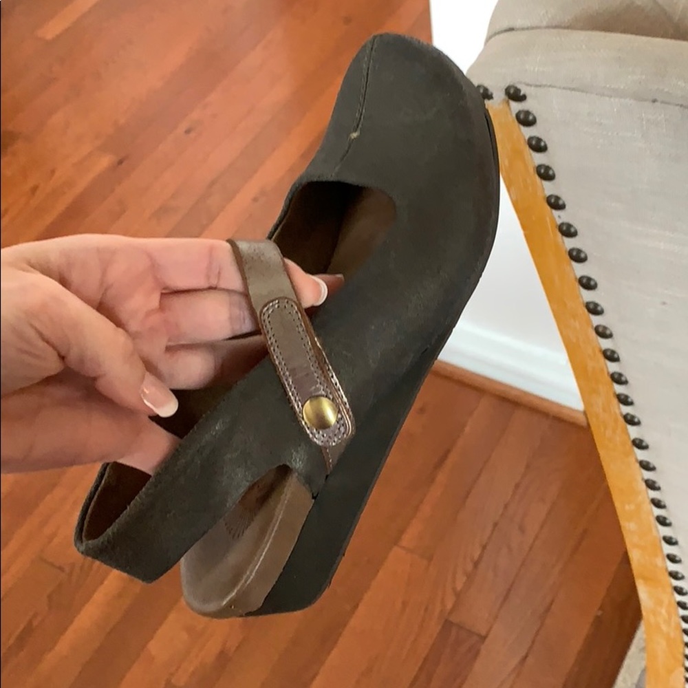 OTBT leather shoes!